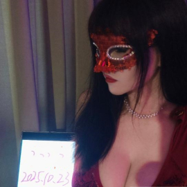 长腿美艳骚母狗