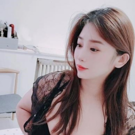 满嘴骚话的大奶少妇